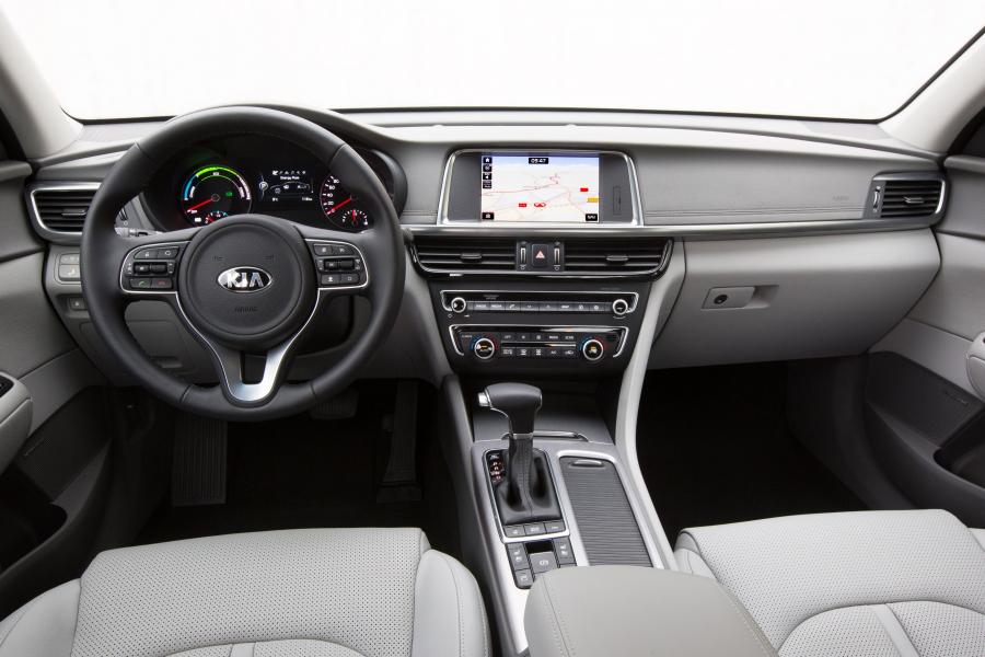 Торпедо Kia Optima Plug-In Hybrid (JF) 2016 года  (WW) (фото 41 из 41)